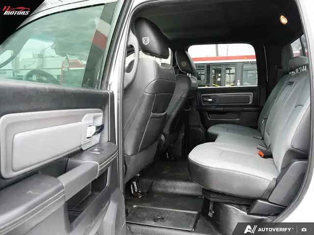 2017 Ram 2500 4X4 Crew Cab 149' Power Wagon | LOADED | NO ACCIDE - Photo 24