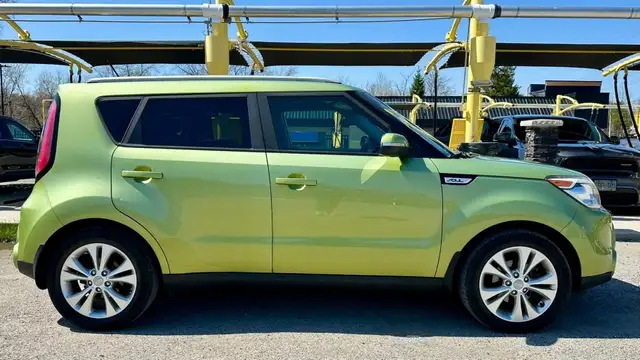 2016 KIA SOUL  1 OWNER NO ACCIDENTS - Photo 6
