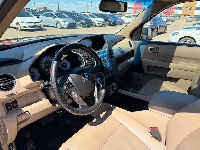 2011 Honda Pilot Touring : One Owner, Low Mileage - Photo 7