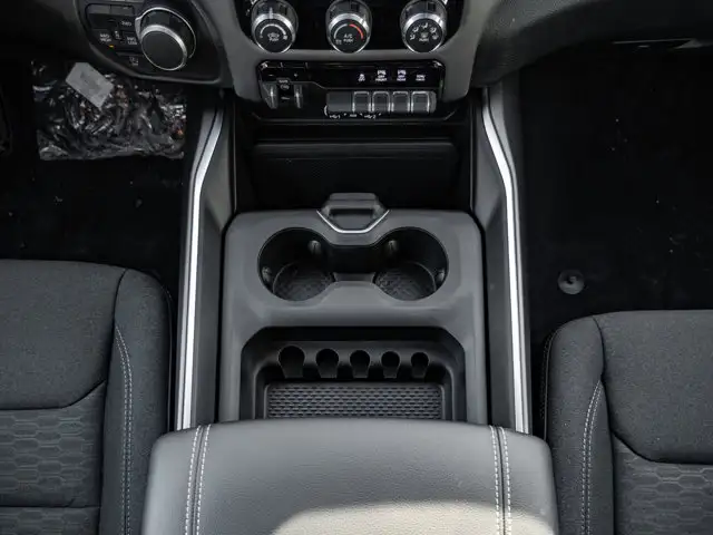 2026 Ram 1500 Express - Photo 33