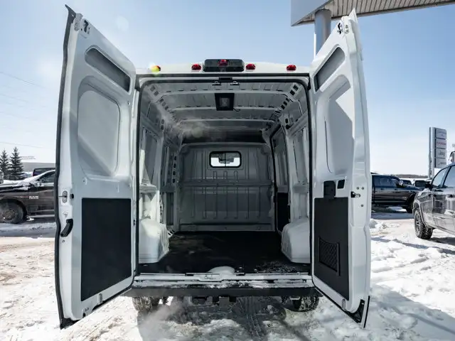 2026 Ram ProMaster Cargo Van Tradesman - Photo 8