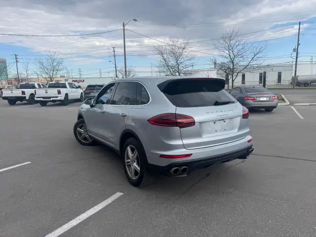 2017 Porsche Cayenne S AWD LEATHER PAN/ROOF NAVI B/SPOT L/ASSIST - Photo 4