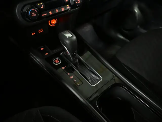 2024 Nissan Kicks SV No Accident CarPlay Adaptive Cruise Remote - Photo 20