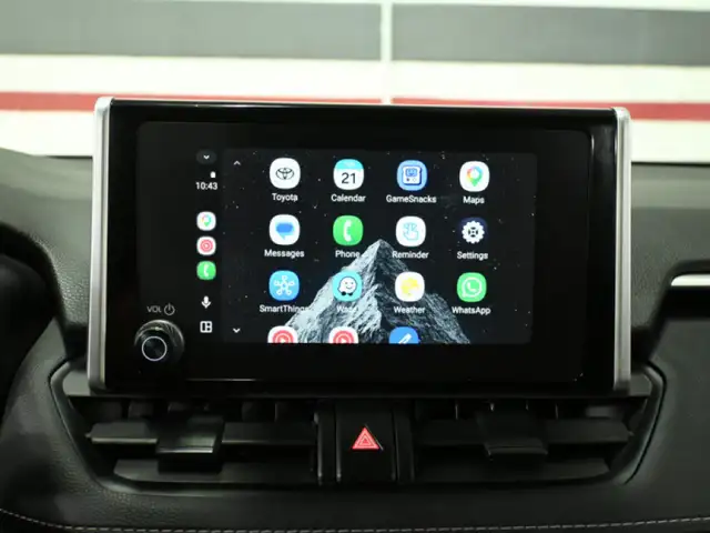 2024 Toyota RAV4 LE No Accident Radar Cruise Lane Assist Blind S - Photo 17