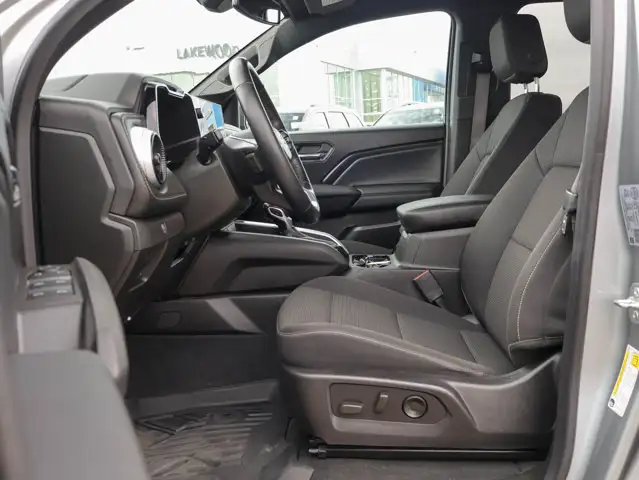 2024 Chevrolet Colorado 4WD LT Convenience 2.7T - Photo 17