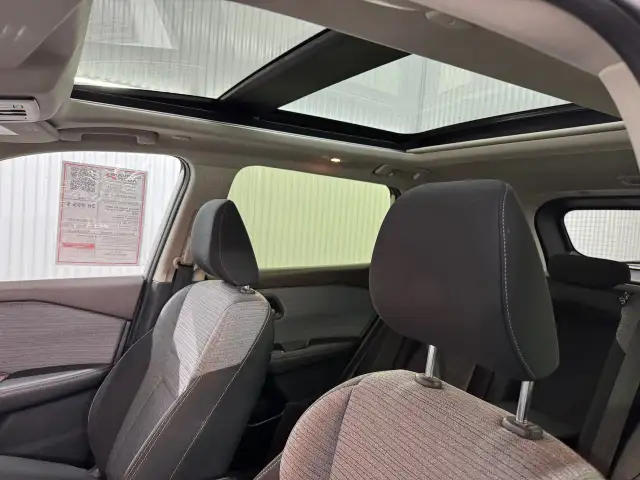 Nissan Rogue Sv Awd Mags Toit 2023 a vendre - Photo 17