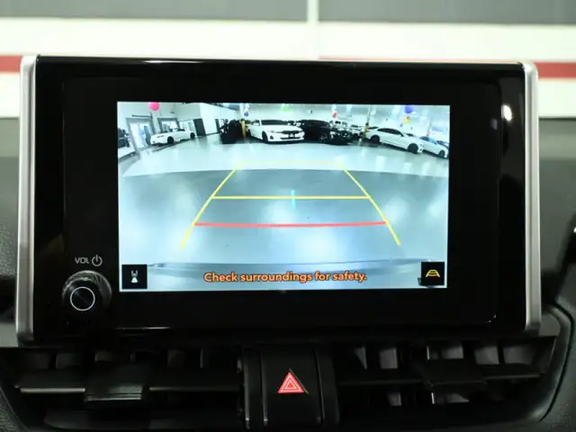 2024 Toyota RAV4 LE No Accident Radar Cruise Lane Assist Blind S - Photo 18