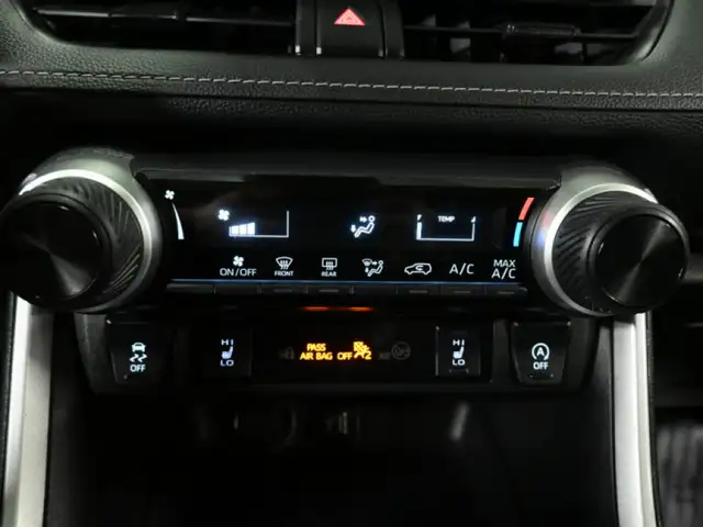 2024 Toyota RAV4 LE No Accident Radar Cruise Lane Assist Blind S - Photo 19