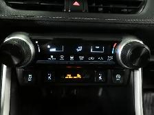 2024 Toyota RAV4 LE No Accident Radar Cruise Lane Assist Blind S - Photo 19