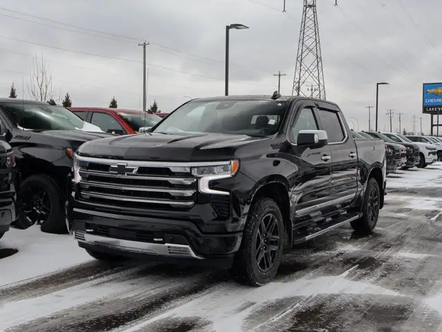 2024 Chevrolet Silverado 1500 High Country 5.3L Short Box - Photo 4