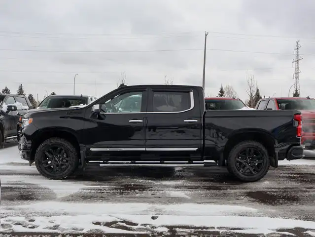 2024 Chevrolet Silverado 1500 High Country 5.3L Short Box - Photo 7