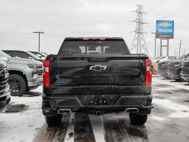 2024 Chevrolet Silverado 1500 High Country 5.3L Short Box - Photo 10