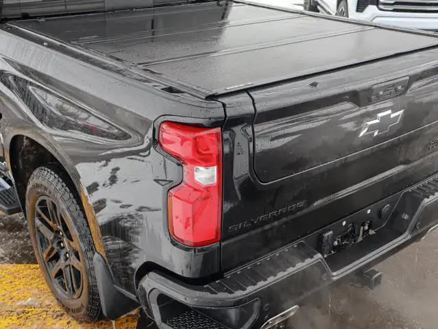 2024 Chevrolet Silverado 1500 High Country 5.3L Short Box - Photo 12