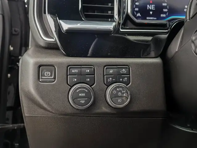 2024 Chevrolet Silverado 1500 High Country 5.3L Short Box - Photo 27