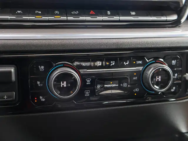 2024 Chevrolet Silverado 1500 High Country 5.3L Short Box - Photo 35