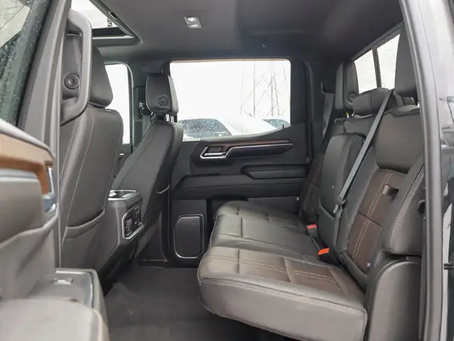 2024 Chevrolet Silverado 1500 High Country 5.3L Short Box - Photo 38