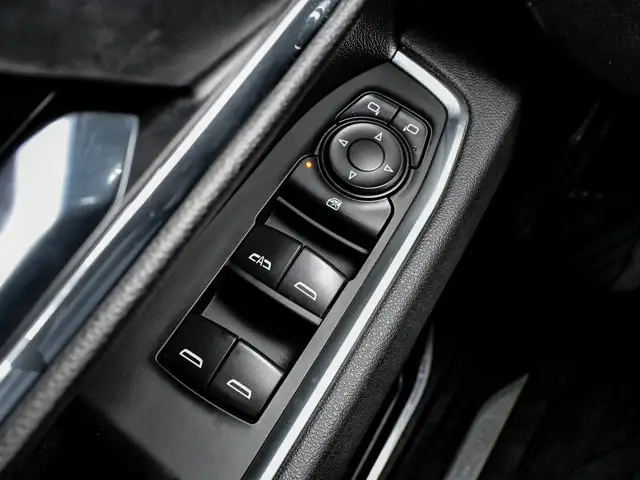 2025 GMC Sierra 1500 SLE Preferred 5.3L X31 - Photo 18