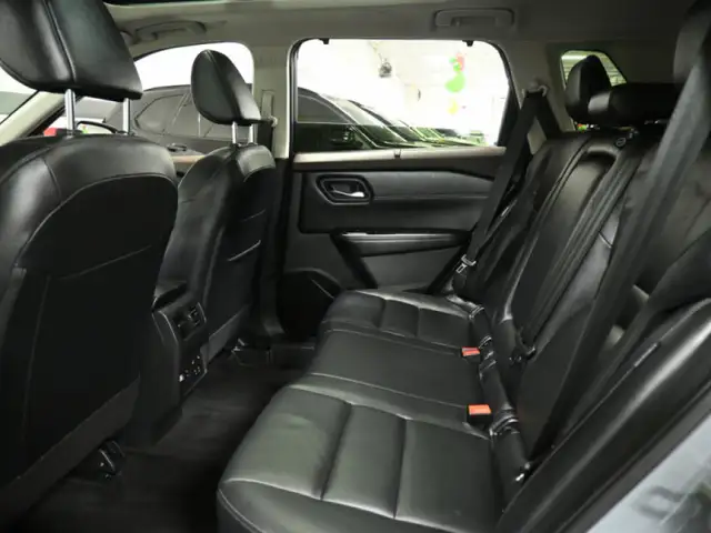 2023 Nissan Rogue SL No Accident 360CAM Navigation Panoramic Roo - Photo 25