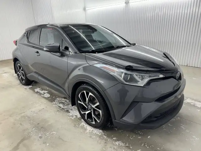 Toyota C-HR Xle A/c 2018 À VENDRE - Photo 2