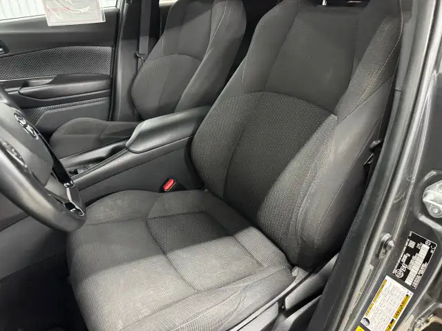 Toyota C-HR Xle A/c 2018 À VENDRE - Photo 19