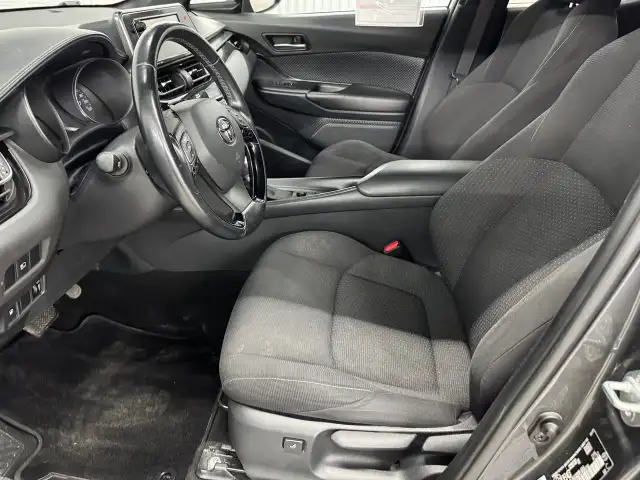 Toyota C-HR Xle A/c 2018 À VENDRE - Photo 20