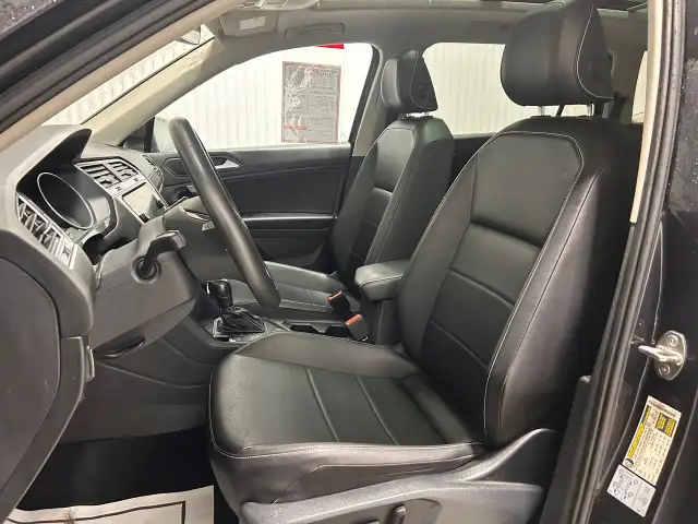 Volkswagen Tiguan Comfortline Awd Toit 2021 a vendre - Photo 9