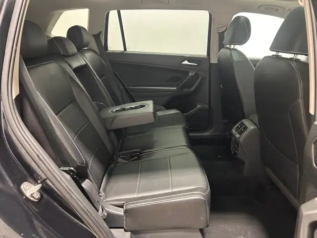 Volkswagen Tiguan Comfortline Awd Toit 2021 a vendre - Photo 17