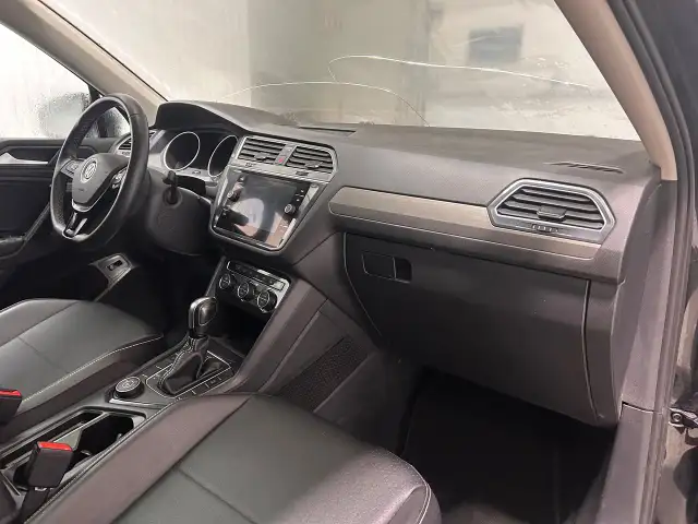 Volkswagen Tiguan Comfortline Awd Toit 2021 a vendre - Photo 20