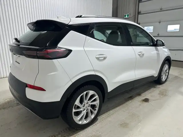 Chevrolet Bolt EUV LT 2023 a vendre - Photo 5