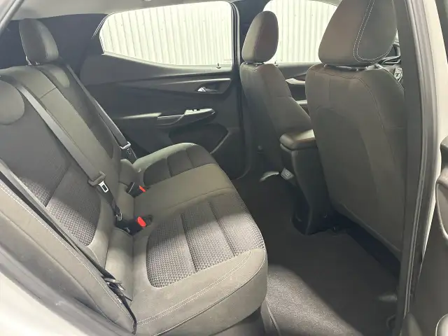 Chevrolet Bolt EUV LT 2023 a vendre - Photo 17