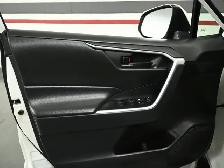 2024 Toyota RAV4 LE No Accident Radar Cruise Lane Assist Blind S - Photo 11