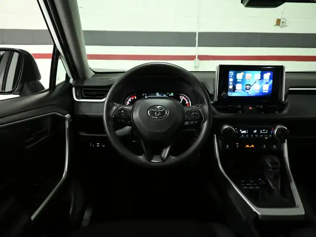 2024 Toyota RAV4 LE No Accident Radar Cruise Lane Assist Blind S - Photo 12