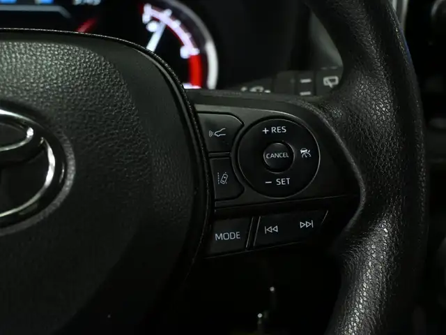 2024 Toyota RAV4 LE No Accident Radar Cruise Lane Assist Blind S - Photo 16