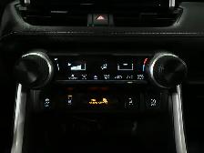 2024 Toyota RAV4 LE No Accident Radar Cruise Lane Assist Blind S - Photo 19