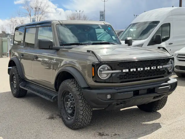 2026 Ford Bronco OUTER BANKS | HIGH/LUX PACKAGE | 360 CAMERA - Photo 12