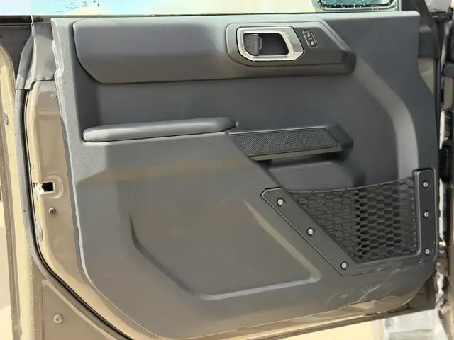 2026 Ford Bronco OUTER BANKS | HIGH/LUX PACKAGE | 360 CAMERA - Photo 13