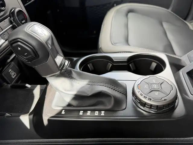 2026 Ford Bronco OUTER BANKS | HIGH/LUX PACKAGE | 360 CAMERA - Photo 23