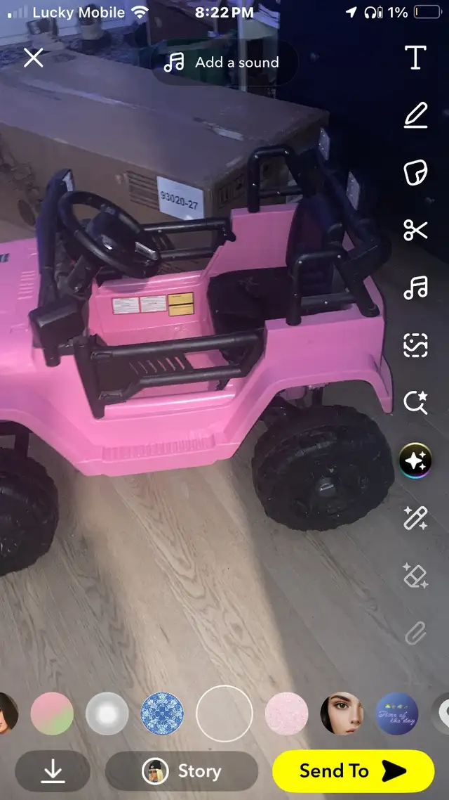 Kids Pink 12V ride on car