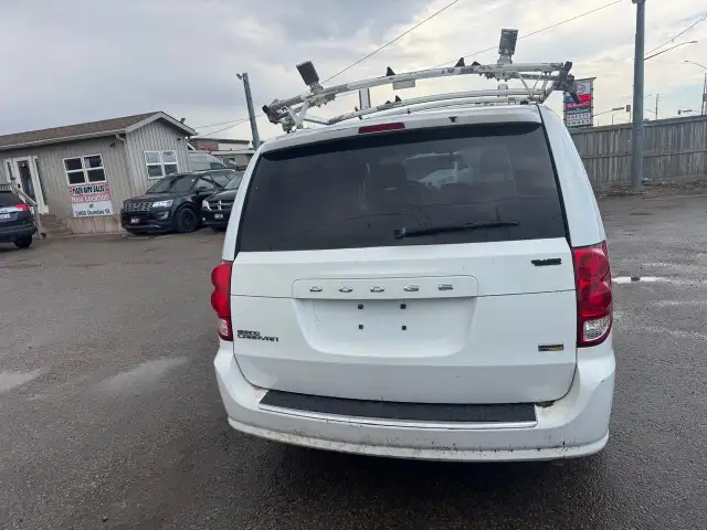 2017 Dodge Grand Caravan CVP, 7 PASSENGER, ROOF RACK, WORK VEHIC - Photo 4