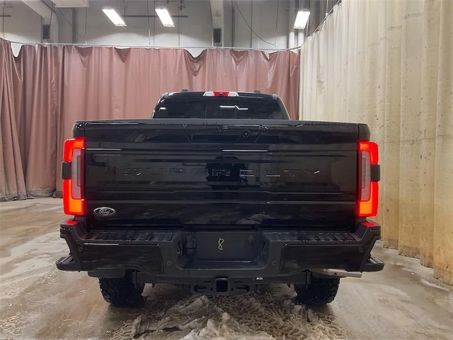 2026 FORD F-350 Super Duty Platinum - Photo 5