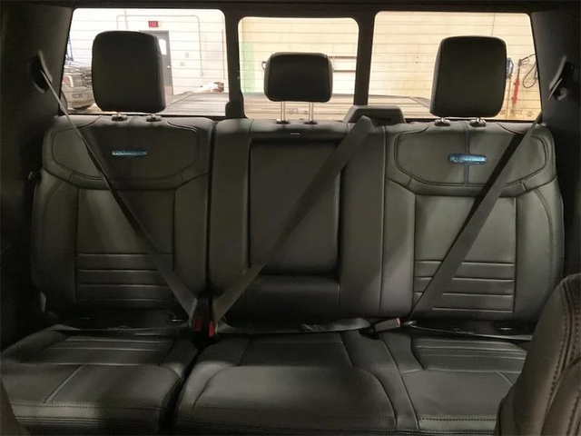 2026 FORD F-350 Super Duty Platinum - Photo 13