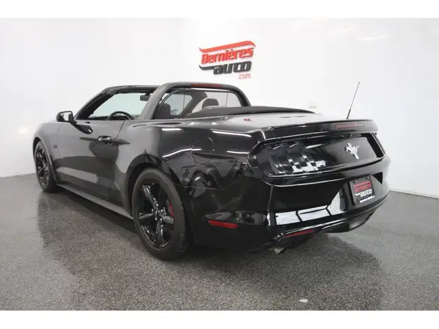 2016 Ford Mustang V6 / CONVERTIBLE - Photo 17