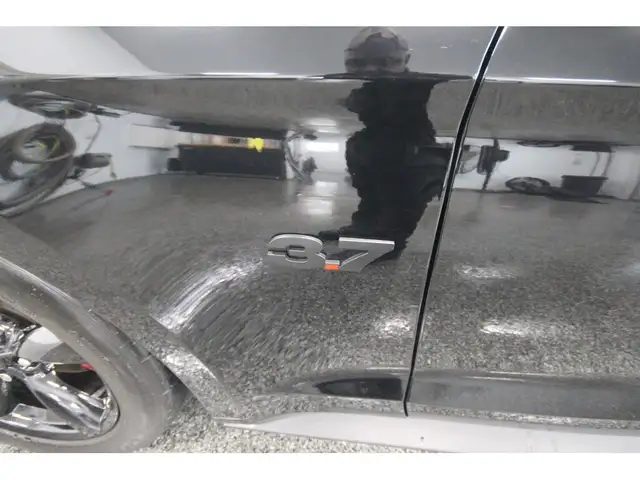 2016 Ford Mustang V6 / CONVERTIBLE - Photo 19