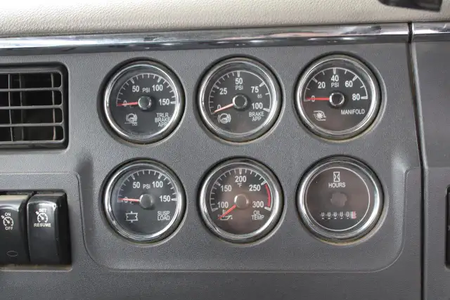 2019 PETERBILT 587 567 REG CAB CHASIS - Photo 28