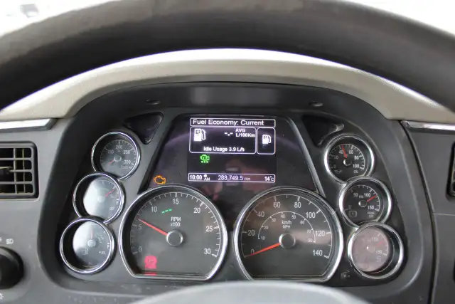 2019 PETERBILT 587 567 REG CAB CHASIS - Photo 31