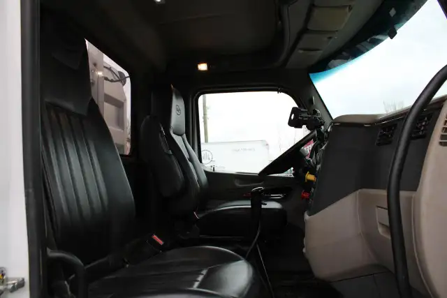 2019 PETERBILT 587 567 REG CAB CHASIS - Photo 35