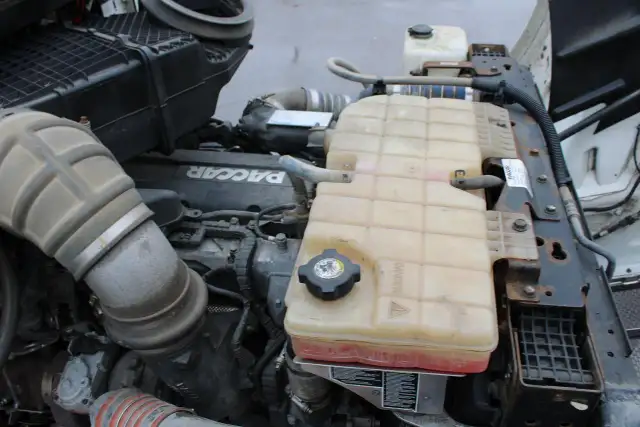 2019 PETERBILT 587 567 REG CAB CHASIS - Photo 42