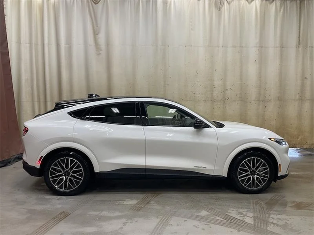 2026 FORD Mustang Mach-E Premium AWD - Photo 7
