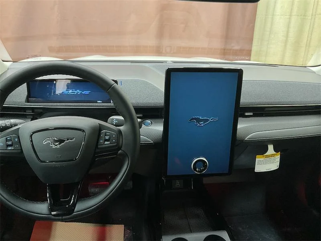 2026 FORD Mustang Mach-E Premium AWD - Photo 11