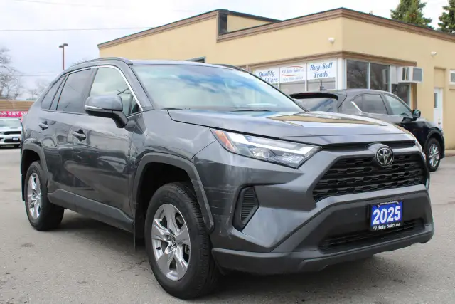 2025 Toyota RAV4 XLE AWD